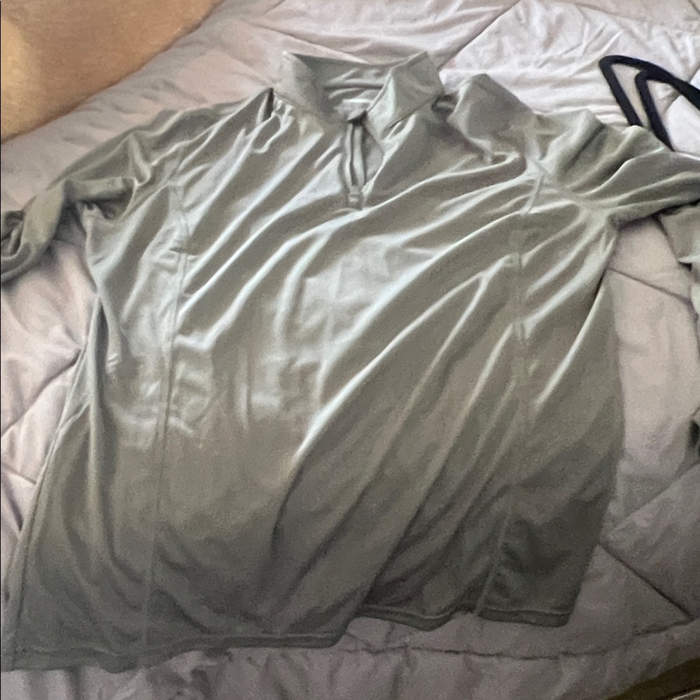 Grey pullover